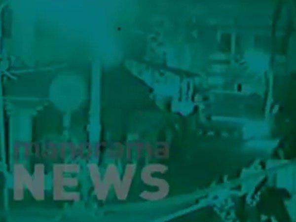 ആര്‍ദ്ധരാത്രിയ്ക്ക് ശേഷം