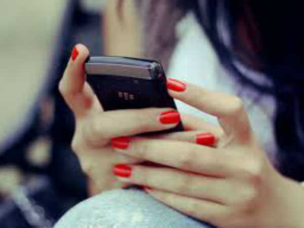 നിഷേധിച്ചാല്‍ ഭീഷണി