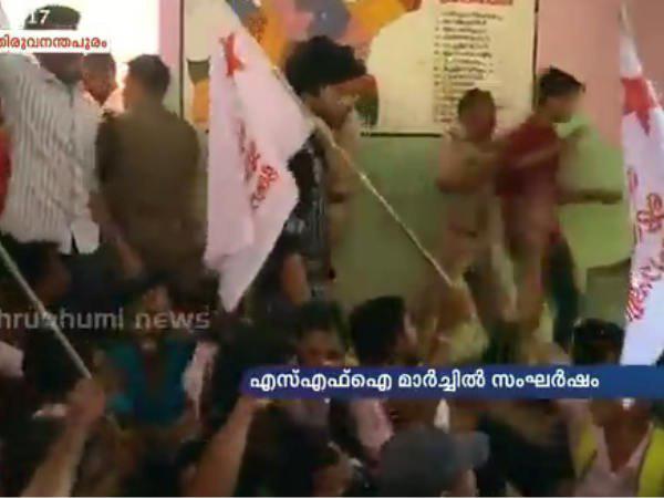 ഒടുവില്‍ കീഴടങ്ങി