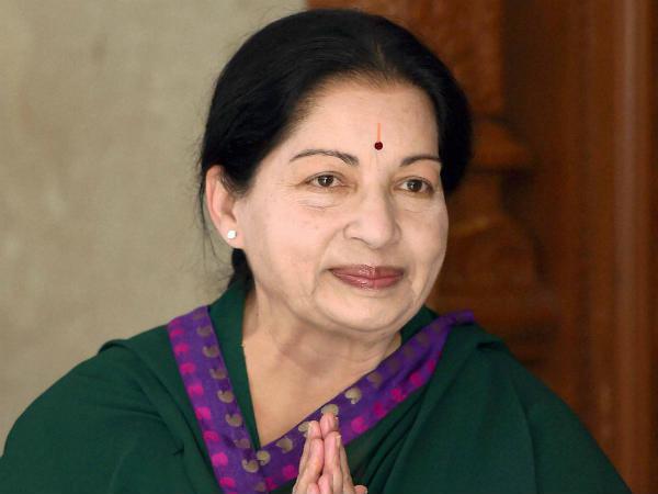  എയിംസിലെ ഡോക്റ്റര്‍മാര്‍