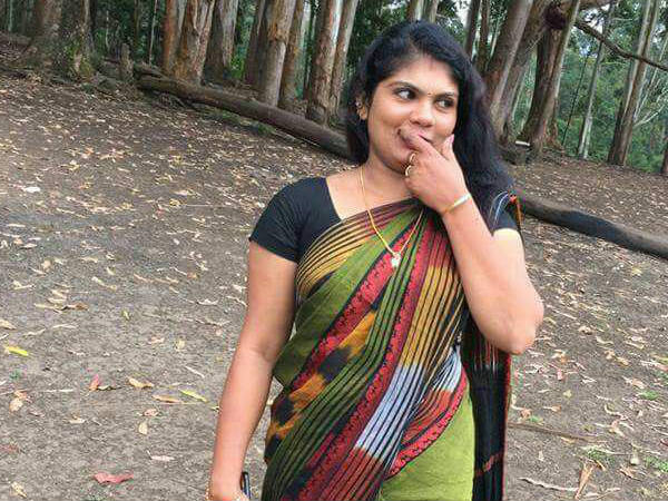സെക്‌സി അമ്മായി എന്ന ഗ്രൂപ്പ്