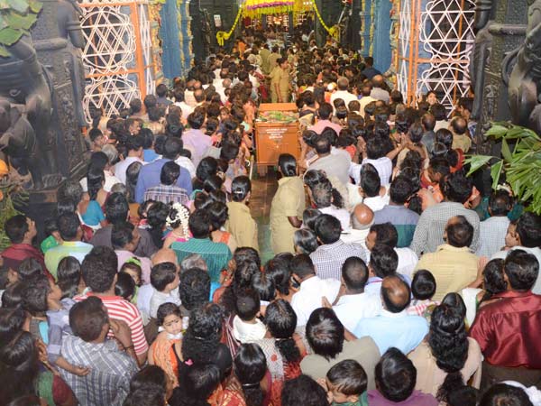 ലോകശ്രദ്ധ നേടി