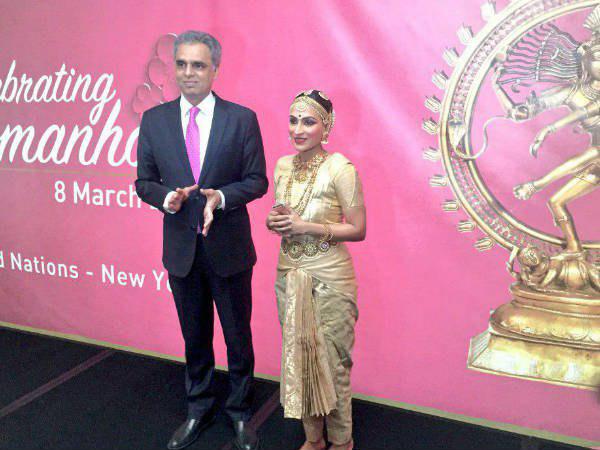 സൂപ്പര്‍ സ്റ്റാര്‍ ആയത് കൊണ്ടോ...