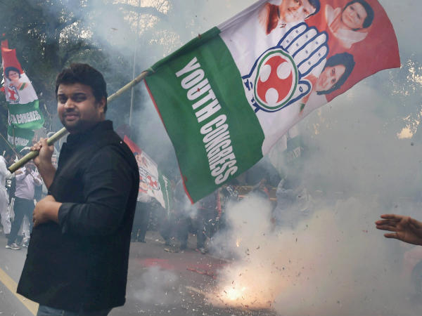 കോണ്‍ഗ്രസിനും നേട്ടം