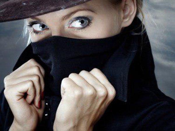 പിന്നിൽ വൻ സംഘം