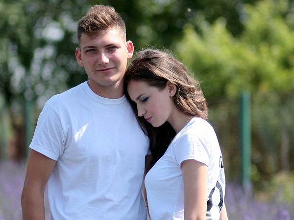 എന്തിനാണ് നോക്കുന്നത് 