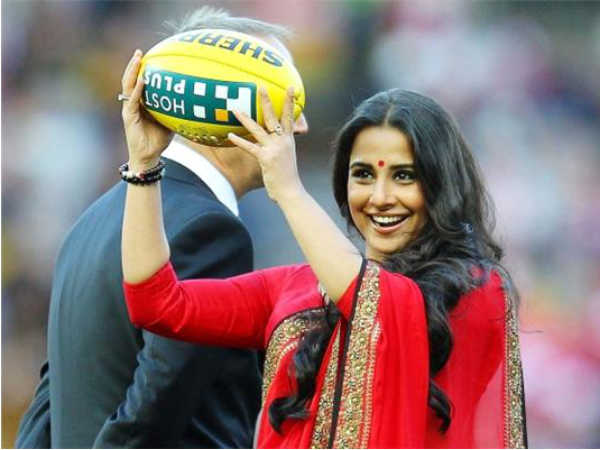 യാത്രയ്ക്കിടെ കൊൽക്കത്തയിൽ