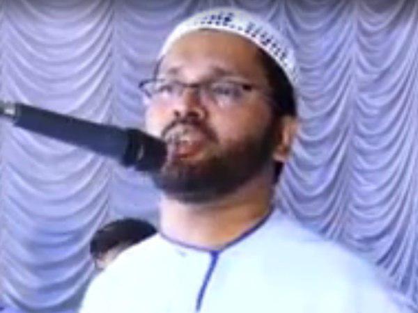 സ്ത്രീകള്‍ ഊഞ്ഞാലാടരുത്...