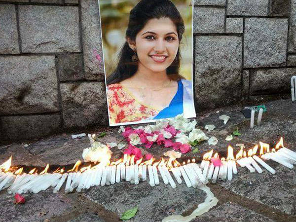 ഗോശ്രീ പാലത്തില്‍ നിന്ന്