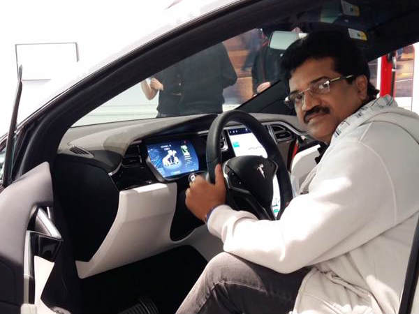 ഗായകന്‍ മാത്രമല്ല