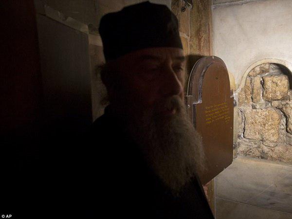 കരുത്തുറ്റ പുനർനിർമ്മാണം