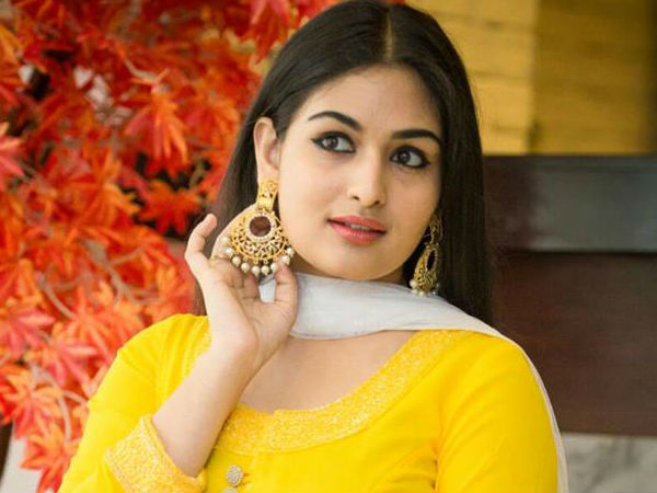 തട്ടിക്കയറി