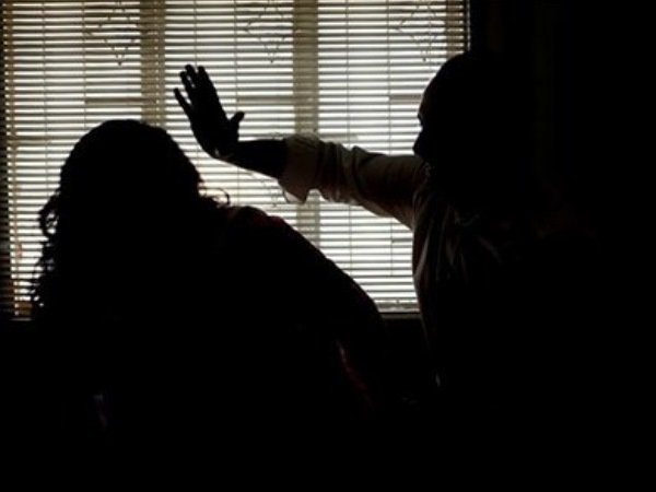 കാഴ്ചവച്ചത് കാമുകൻ തന്നെ