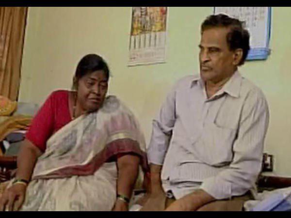 നാട്ടിലേക്ക്