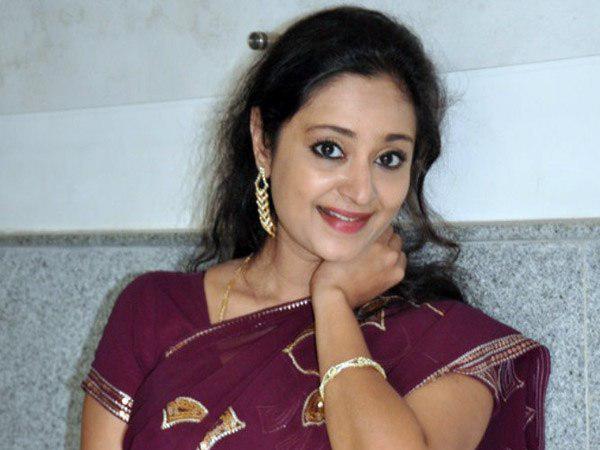 നാലുവർഷം ഒരുമിച്ചല്ലാതെ