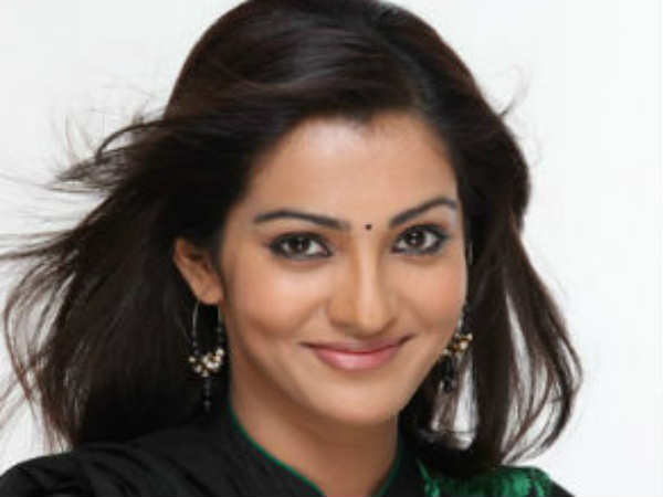 അമ്മയായി അഭിനയിക്കണം