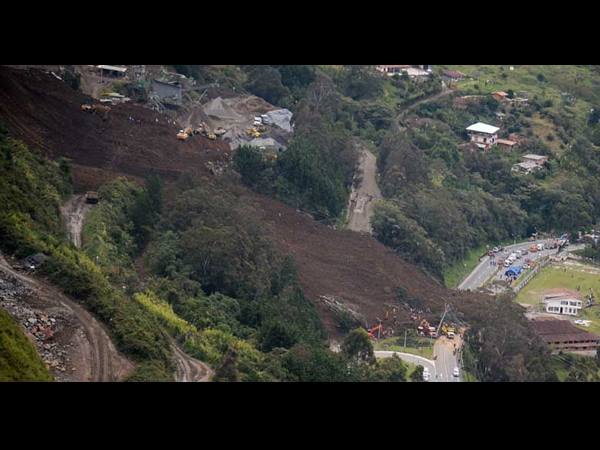 അടുത്തുള്ള ഗ്രാമങ്ങൾ ദുരിതത്തിൽ