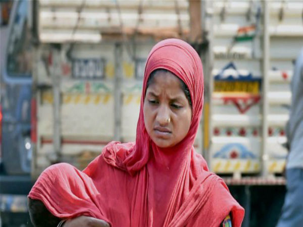 വേനല്‍ ചൂടില്‍ ഒരമ്മ