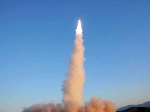 മിസൈല്‍ പരീക്ഷണങ്ങള്‍