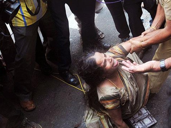  അലങ്കോലപ്പെടുത്താന്‍