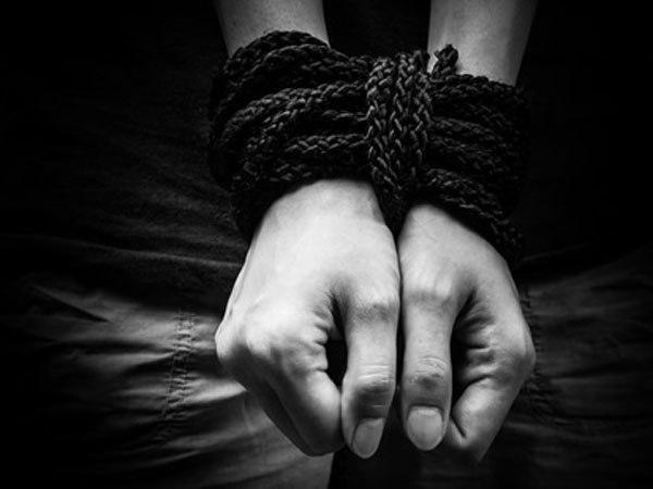 പണത്തെ ചൊല്ലി