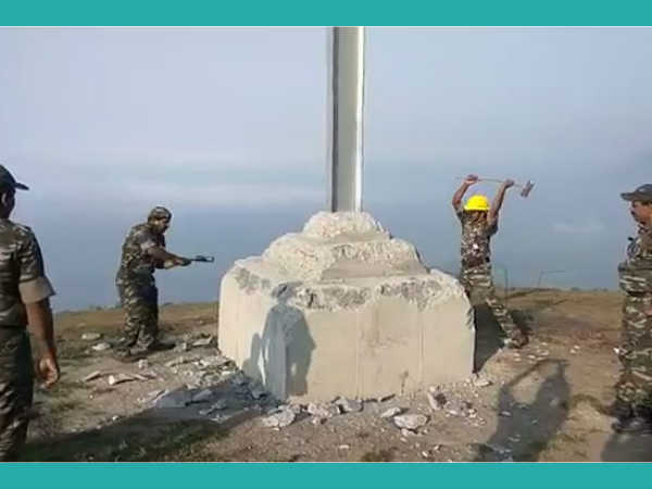 ഉദ്യോഗസ്ഥർക്ക് പരിഹാസം