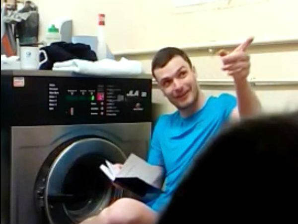 ആഡം ജോണ്‍സണ്‍