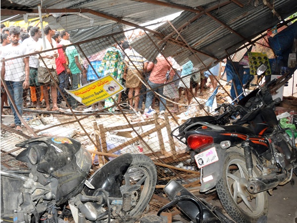  മണല്‍ മാഫിയയ്‌ക്കെതിരെ