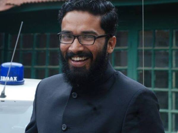  താരം സബ് കളക്ടര്‍