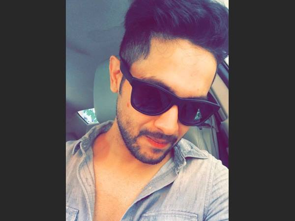 വിക്രം ചാറ്റര്‍ജി