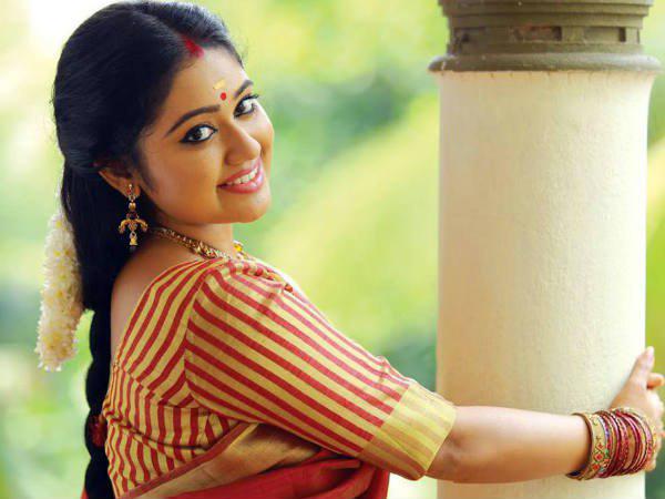 ചറപറാ കമന്റോട് കമന്റ്