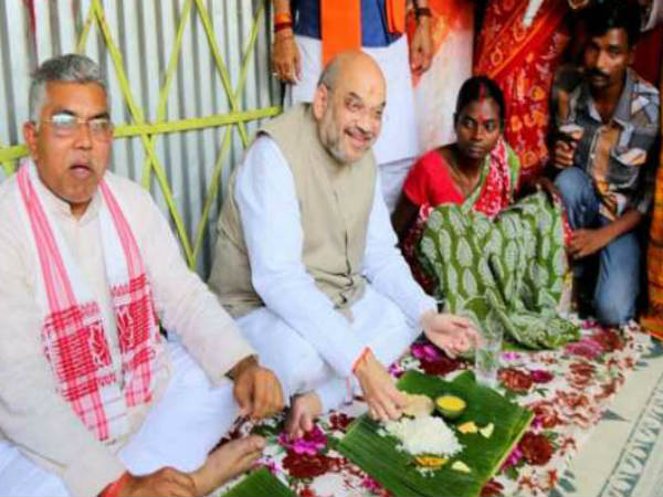 നക്‌സല്‍ ബാരിയില്‍...