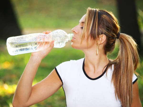 വെള്ളം അടിസ്ഥാന ആവശ്യം വെള്ളം അടിസ്ഥാന ആവശ്യം