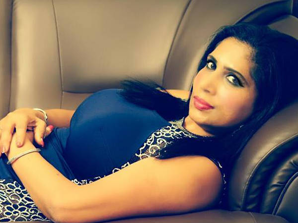 നല്ലൊരു കയ്യടി കൊടുക്കൂ