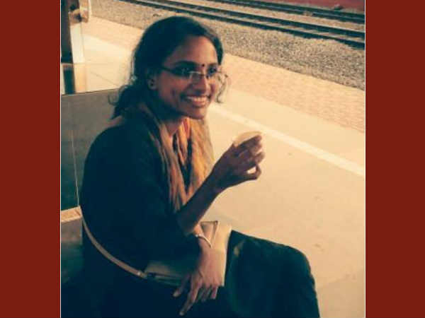 പകല്‍ മാന്യനായ അധ്യാപകന്‍