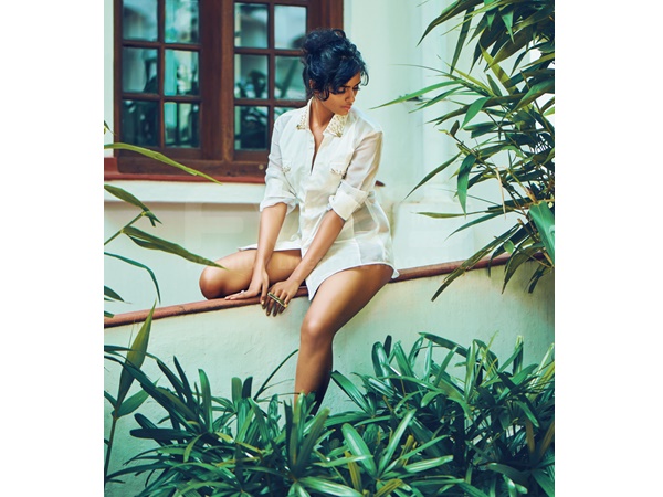 ഫ്രീ ആയിട്ട് കൊടുക്കരുത്... പൈസ വാങ്ങണം