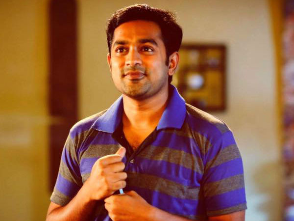 വിനീതും, ആസിഫ് അലിയും, സണ്ണി വെയ്നും വിനീതും, ആസിഫ് അലിയും, സണ്ണി വെയ്നും