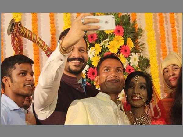  വിവാഹച്ചടങ്ങില്‍ വിവേക് ഒബ്‌റോയിയും