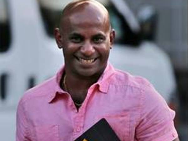 കഴുത്തിലെ ചെയിന് കഴുത്തിലെ ചെയിന്