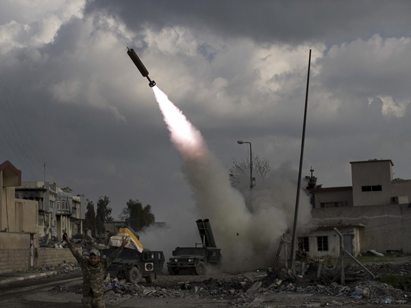 ശക്തി കുറഞ്ഞ ബോംബുകള്‍