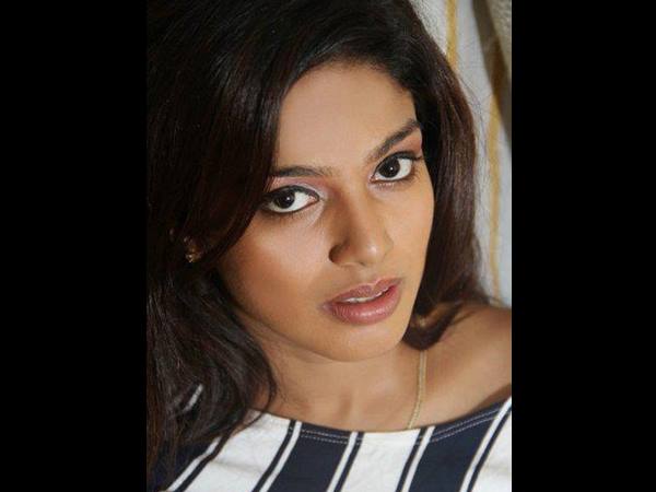 മലീക്ക വിവാഹിത