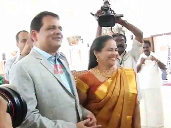 രാഷ്ട്രീയം പൂര്‍ണമായി വിടുന്നില്ല