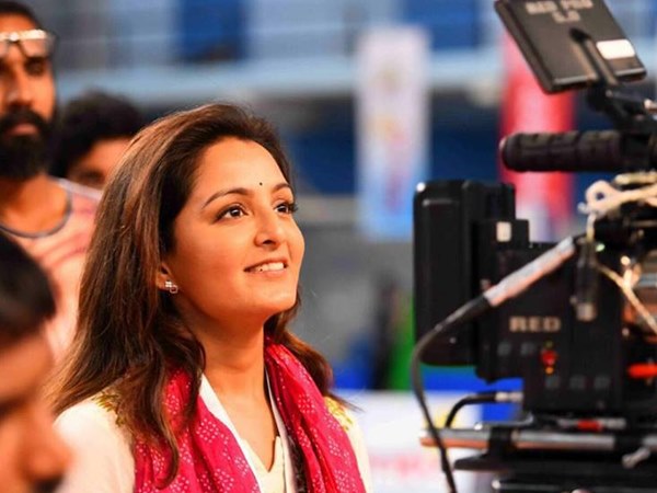 ലേഡി സൂപ്പര് സ്റ്റാര് ലേഡി സൂപ്പര് സ്റ്റാര്