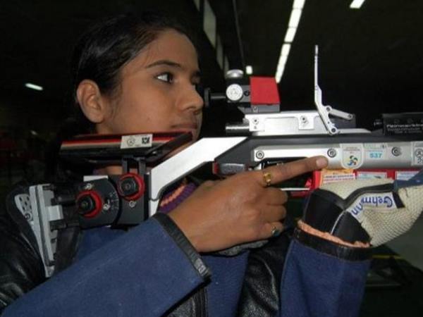 സ്വയം പ്രതിരോധത്തിന്റെ അടവുകള് സ്വയം പ്രതിരോധത്തിന്റെ അടവുകള്