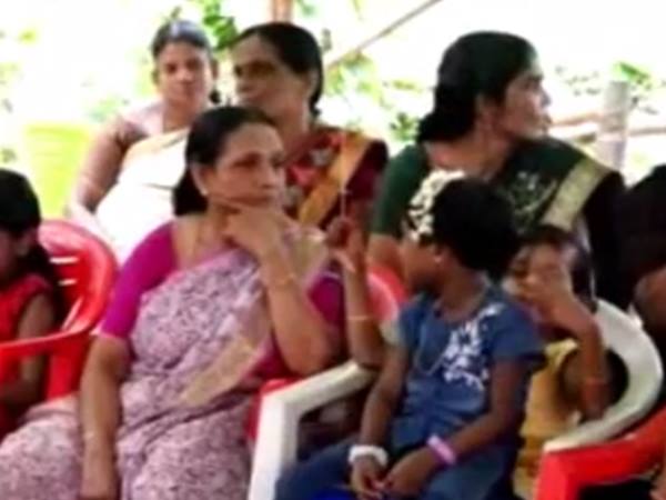 ആഘോഷമാക്കിത്തന്നെ 'മക്കള്‍ കാഴ്ച)