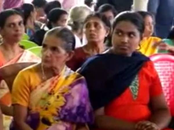 അന്പതിലേറെ പേര്‍