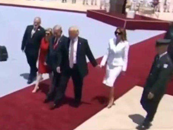 melania melania