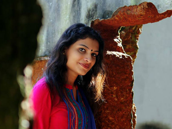 രശ്മി നായരുടെ കൊട്ട് മോദിജിക്ക് രശ്മി നായരുടെ കൊട്ട് മോദിജിക്ക്