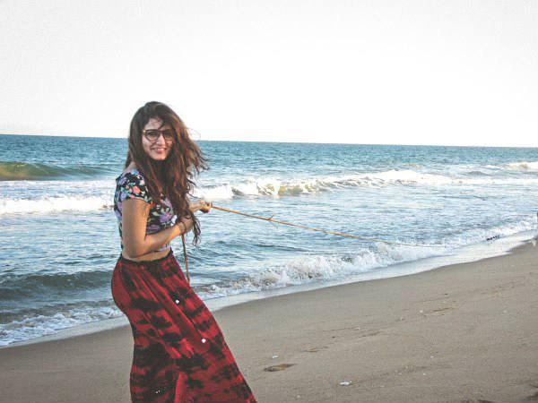 ലജ്ജിക്കുന്നു