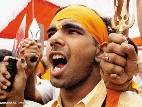 ആര്‍എസ്എസ് അഴിഞ്ഞാട്ടം